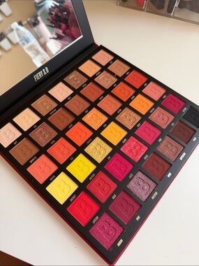 Beauty Bay Fiery 2.0 Eyeshadow Palette - Warm Reds, Oranges & Golds